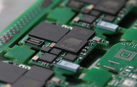 PCB電路板使用二維碼激光打標機的效果